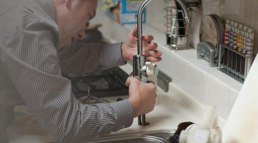 Local water heater installation in Larchwood, IA